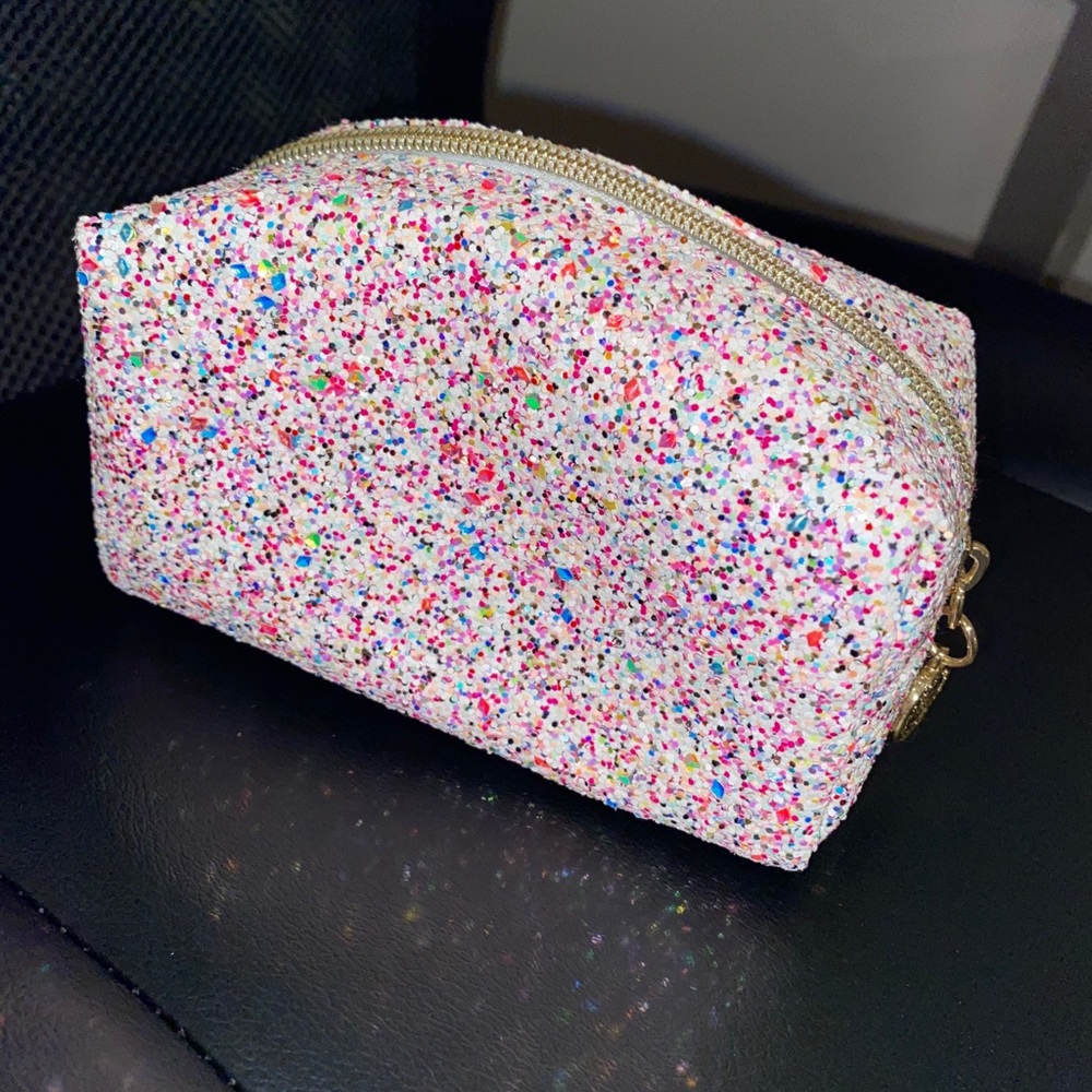 Glitter pouch